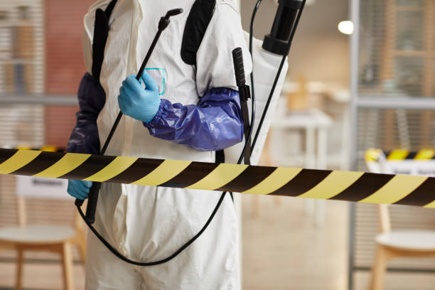 Professional Drug Lab Cleanup technician working in Albion, IL